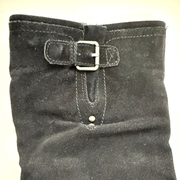 Women Black Suede Boots - Picture 10 of 13